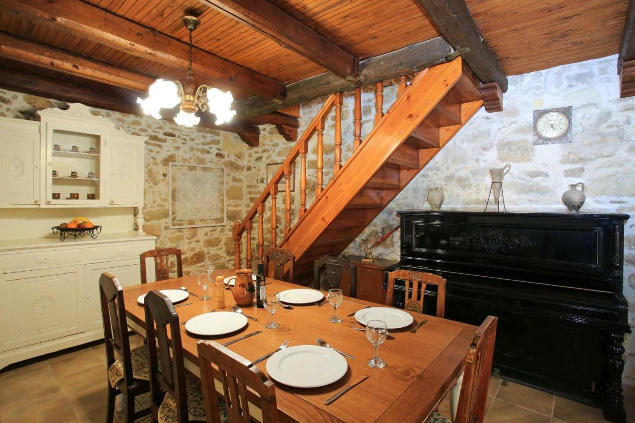 Villa Pasiphae กามิลารี ภายนอก รูปภาพ